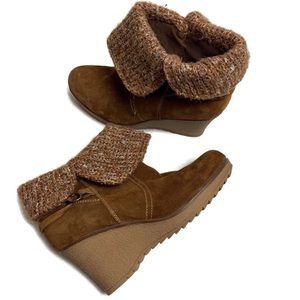 Bjorndal Lilly Wedges Cuffed Top Size 10